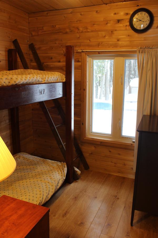 Lakefront Hope Lodge Miller Lake Exterior photo